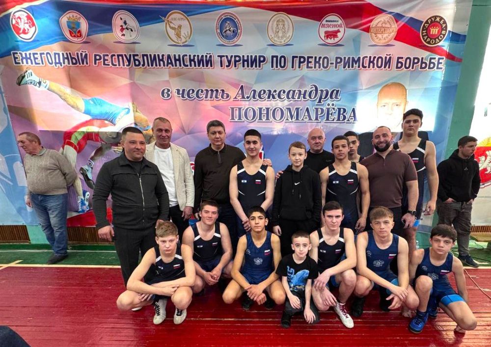 Спортсмены Федерации греко-римской борьбы Херсонской области дебютировали на соревнованиях в Крыму Спортсмены Федерации греко-римской борьбы Херсонской области дебютировали на соревнованиях в Крыму