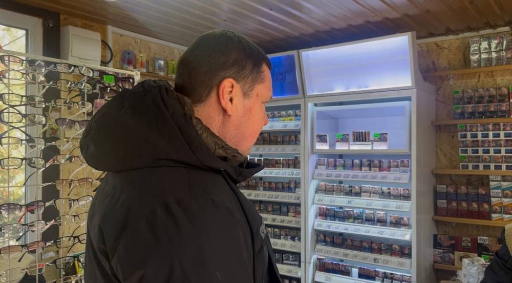Виталий Гура: Провёл рабочую проверку магазинов нашего города Виталий Гура: Провёл рабочую проверку магазинов нашего города