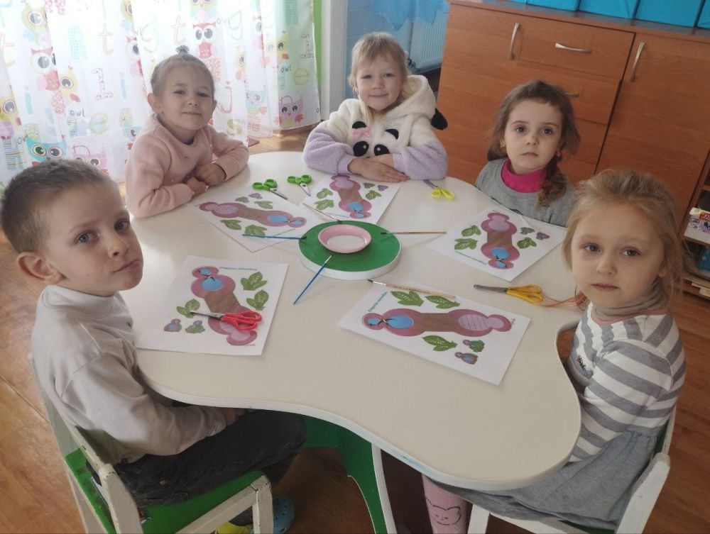 Весенние открытки с любовью от воспитанников «Ромашки»
