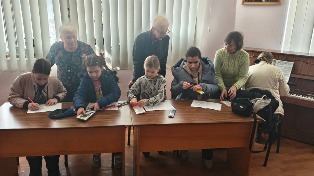Виталий Гура: 8Литературная композиция «Весны прекрасные мгновения» Виталий Гура: 8Литературная композиция «Весны прекрасные мгновения»