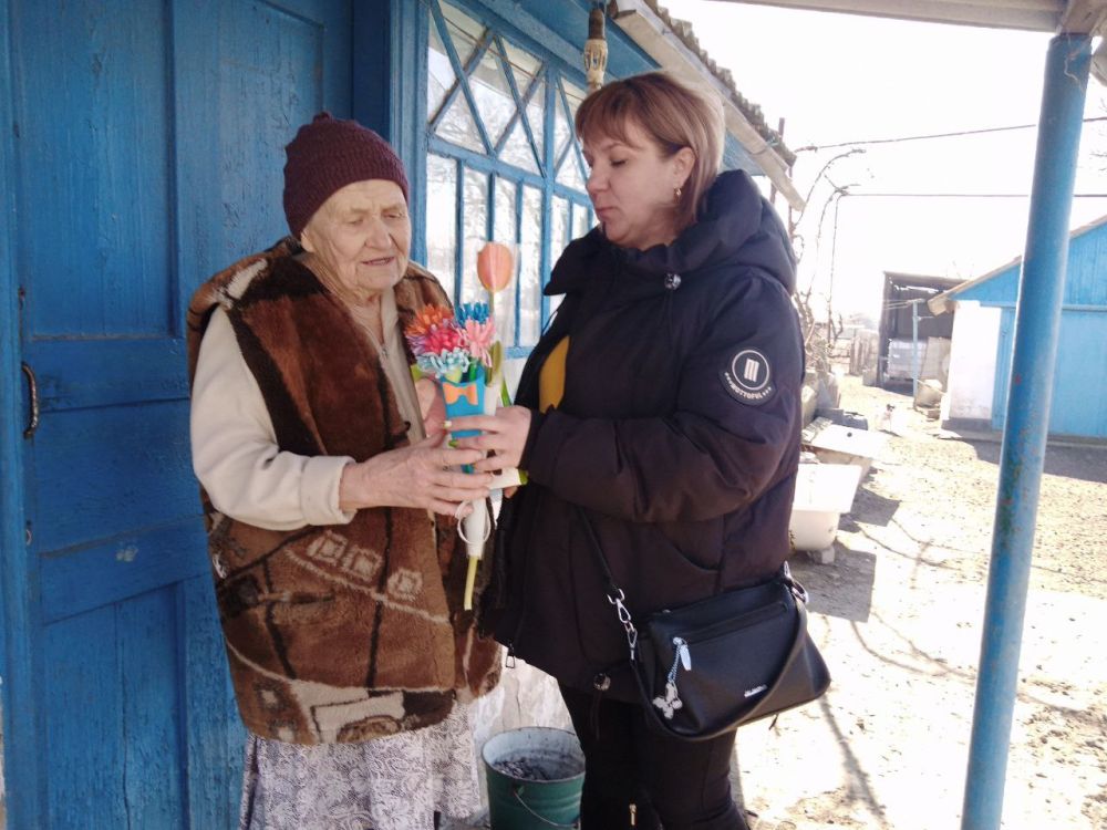 В Федоровке с праздником весны поздравили женщин старше 80 лет В Федоровке с праздником весны поздравили женщин старше 80 лет