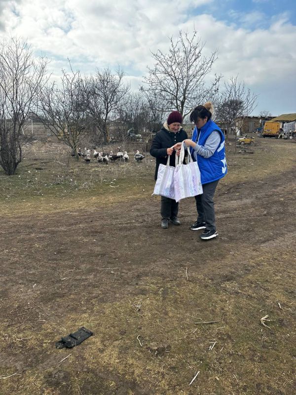 В преддверии Международного женского Дня ВПП «Единая Россия» в Каланчакском округе проявила трепетную заботу о женщинах В преддверии Международного женского Дня ВПП «Единая Россия» в Каланчакском округе проявила трепетную заботу о женщинах