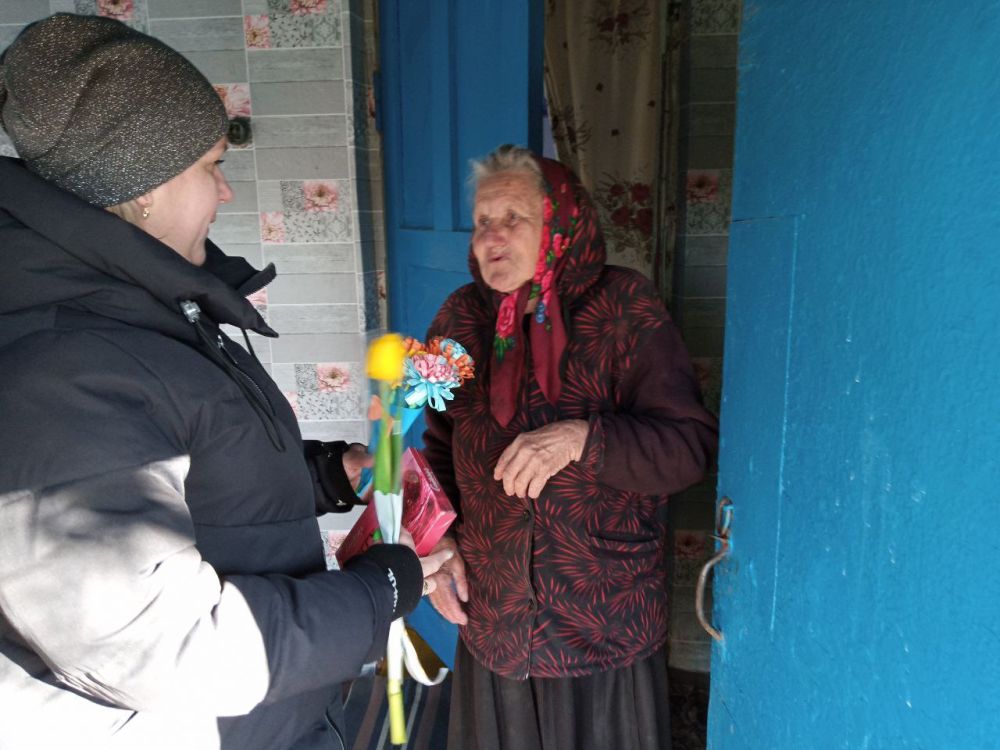 В Федоровке с праздником весны поздравили женщин старше 80 лет В Федоровке с праздником весны поздравили женщин старше 80 лет