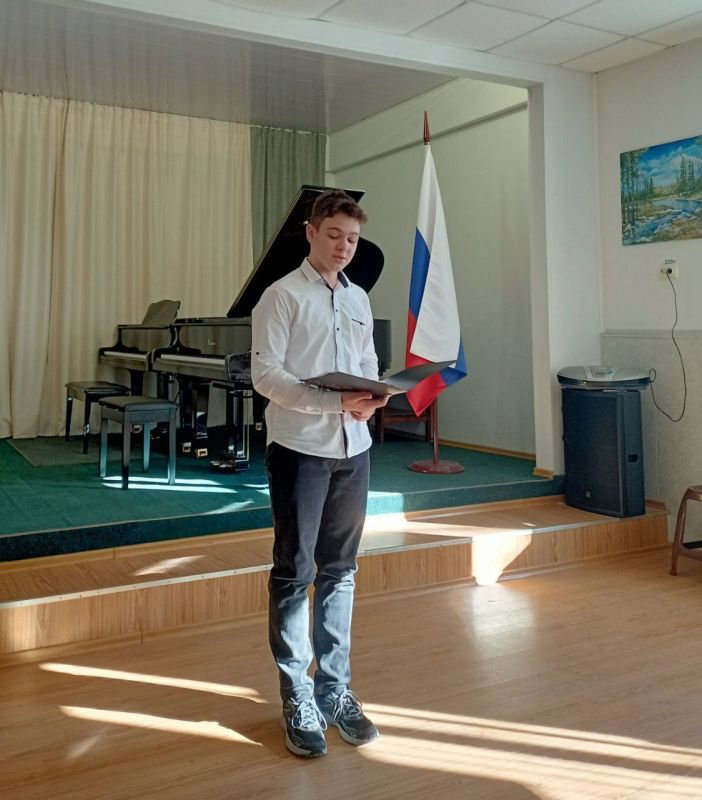 8 Марта в Скадовской детской школе искусств 8 Марта в Скадовской детской школе искусств
