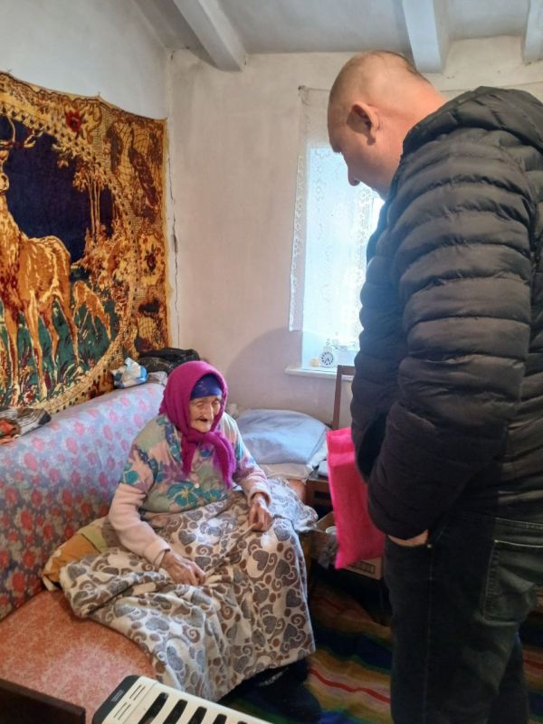 В Рыково поздравили ветеранов Великой Отечественной войны и жен военнослужащих, находящихся в зоне СВО В Рыково поздравили ветеранов Великой Отечественной войны и жен военнослужащих, находящихся в зоне СВО