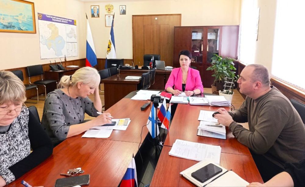 С завтрашнего дня в Геническе запускается новый городской маршрут, а также на линии выходят современные и комфортабельные автобусы С завтрашнего дня в Геническе запускается новый городской маршрут, а также на линии выходят современные и комфортабельные автобусы