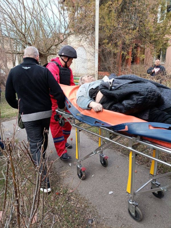 Виталий Гура: В ходе проведения работ в поврежденном доме в г. Новая Каховка сотрудниками Водоканала под завалами дома обнаружена пожилая женщина Виталий Гура: В ходе проведения работ в поврежденном доме в г. Новая Каховка сотрудниками Водоканала под завалами дома обнаружена пожилая женщина