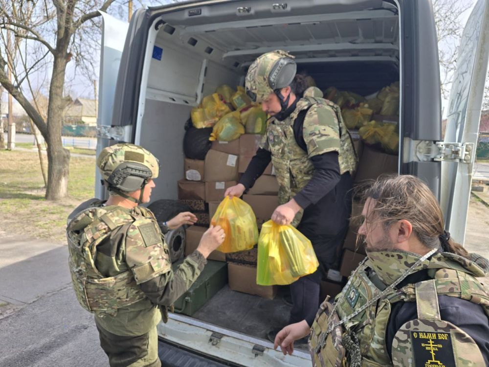 Крымская митрополия передала более шести тонн гуманитарного груза в Херсонскую область Крымская митрополия передала более шести тонн гуманитарного груза в Херсонскую область