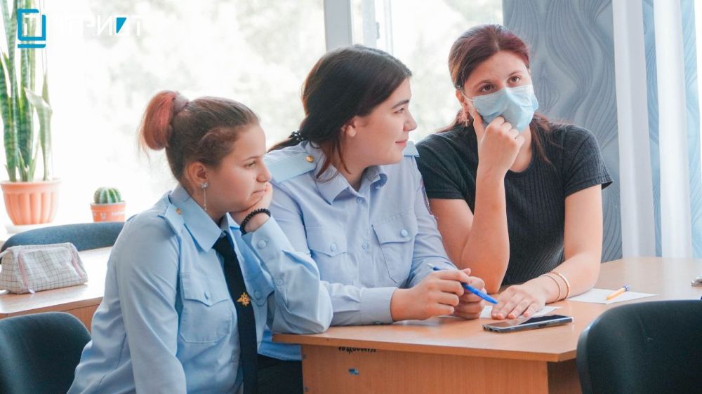В Григорьевской школе Чаплинского округа состоялся интерактивный квиз "Твори добро" В Григорьевской школе Чаплинского округа состоялся интерактивный квиз "Твори добро"