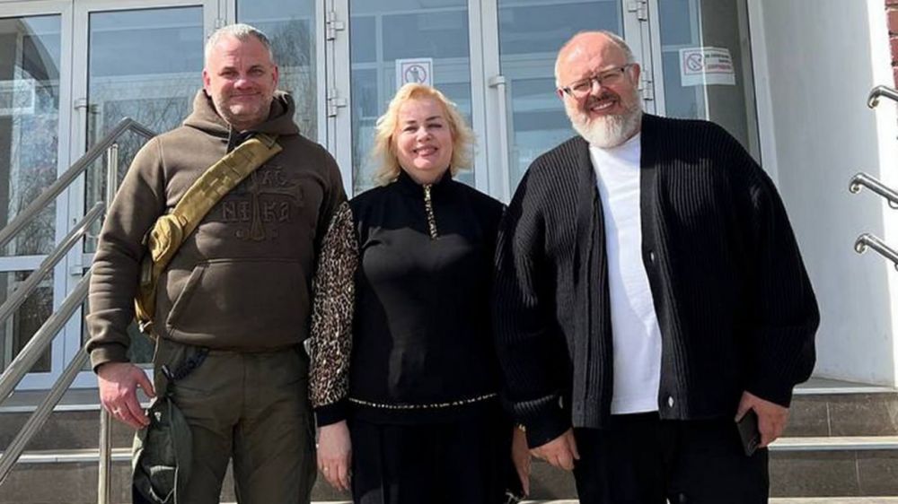 Рабочая встреча председателя Общественной палаты Херсонской области, сопредседателя Херсонского представительства Всемирного Русского Народного Собора Игоря Качура и председателя Общероссийского общественного движения... Рабочая встреча председателя Общественной палаты Херсонской области, сопредседателя Херсонского представительства Всемирного Русского Народного Собора Игоря Качура и председателя Общероссийского общественного движения...
