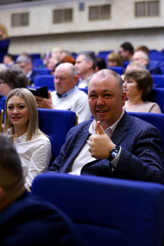 Как сделать городскую среду привлекательнее: идеи первого дня Всероссийского форума "Въездные стелы муниципальных образований и входные группы общественных пространств" Как сделать городскую среду привлекательнее: идеи первого дня Всероссийского форума "Въездные стелы муниципальных образований и входные группы общественных пространств"