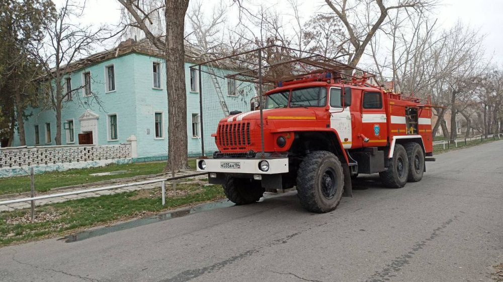 В результате пожара в Новой Каховке пострадало административное здание В результате пожара в Новой Каховке пострадало административное здание