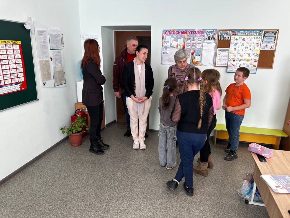 Представители депутатского корпуса Каланчакского округа провели приём граждан в Преображенке Представители депутатского корпуса Каланчакского округа провели приём граждан в Преображенке