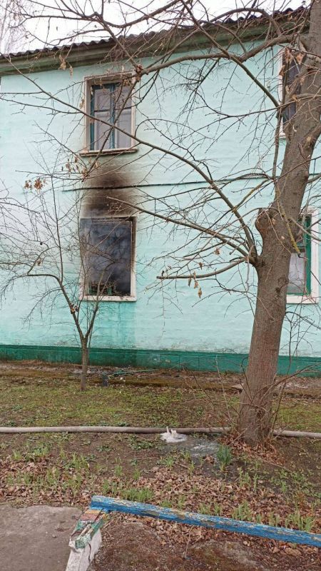 В результате пожара в Новой Каховке пострадало административное здание В результате пожара в Новой Каховке пострадало административное здание