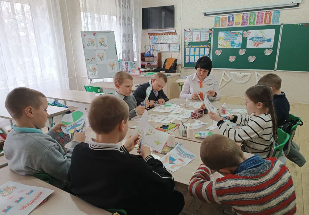 18 марта — важная дата в истории России, отмечающая воссоединение Крыма с Российской Федерацией 18 марта — важная дата в истории России, отмечающая воссоединение Крыма с Российской Федерацией