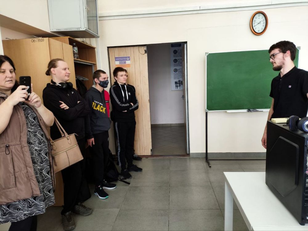 Состоялась экскурсия студентов Херсонского профессионального училища сервиса и дизайна в ведущий колледж юга России Состоялась экскурсия студентов Херсонского профессионального училища сервиса и дизайна в ведущий колледж юга России