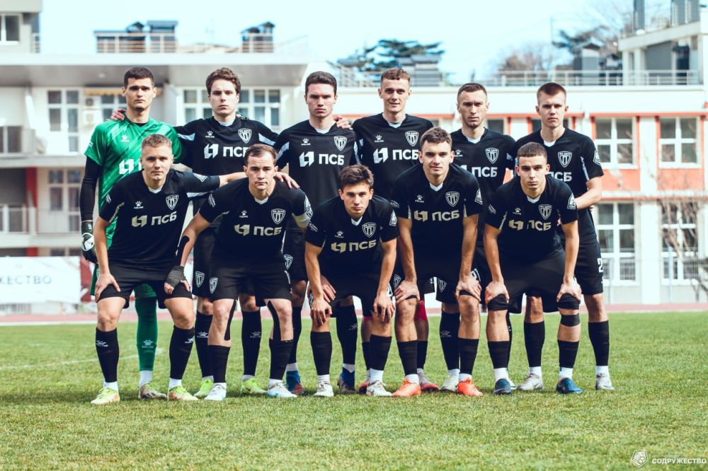 Десятка фотографий с первого тайма Суперкубка "Содружество" уже в альбоме! Десятка фотографий с первого тайма Суперкубка "Содружество" уже в альбоме!