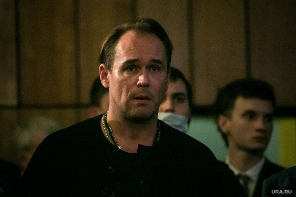 Трое российских актеров получили звания народных артистов России Трое российских актеров получили звания народных артистов России
