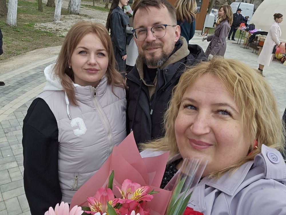 День работника культуры, благодарность за преданность делу и вклад в развитие общества День работника культуры, благодарность за преданность делу и вклад в развитие общества