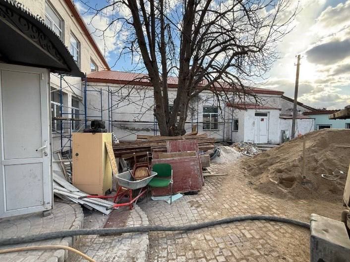 В Генической детской школе искусств проводится капитальный ремонт при поддержке специалистов из Краснодарского края В Генической детской школе искусств проводится капитальный ремонт при поддержке специалистов из Краснодарского края