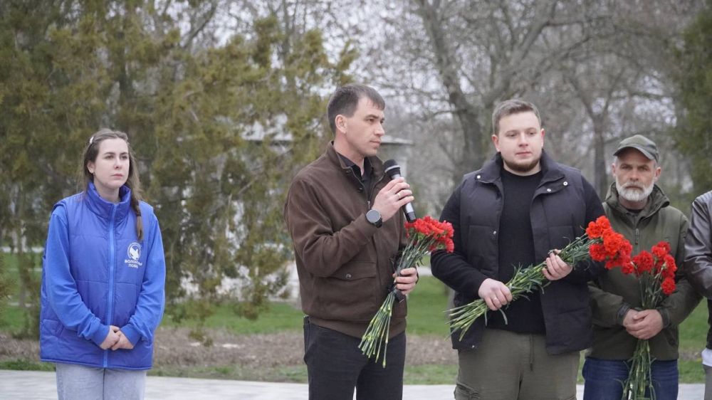 Рамиль Замалетдинов: Освобождение Херсонской области от немецко-фашистских захватчиков — важнейший момент истории нашего региона Рамиль Замалетдинов: Освобождение Херсонской области от немецко-фашистских захватчиков — важнейший момент истории нашего региона