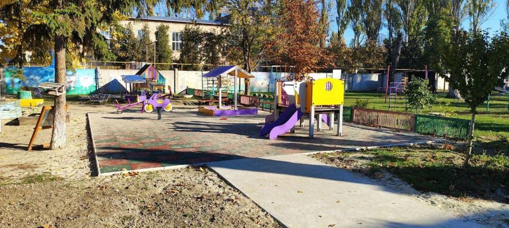 Кабардино-Балкария в минувшем году построила игровую площадку в детском саду «Колокольчик» Скадовского округа Кабардино-Балкария в минувшем году построила игровую площадку в детском саду «Колокольчик» Скадовского округа