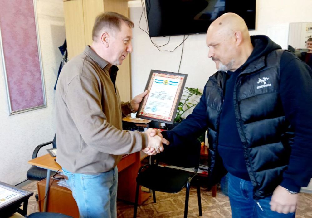 Губернатор Херсонской области Владимир Сальдо отметил работу «Экологического оператора» Губернатор Херсонской области Владимир Сальдо отметил работу «Экологического оператора»