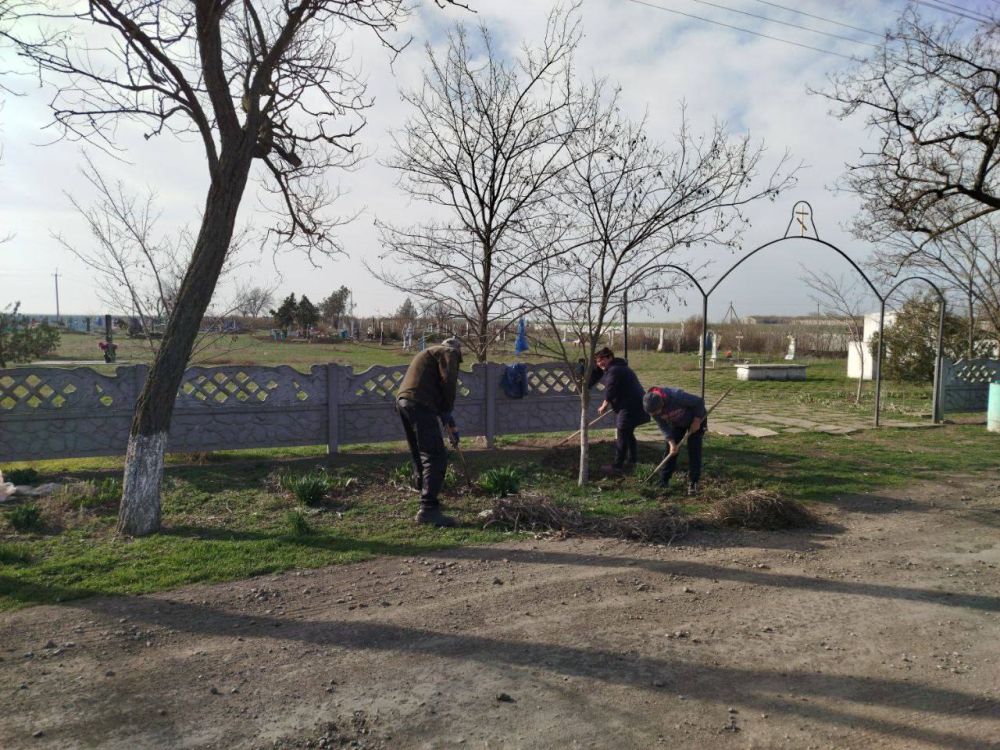Субботник в с. Шотовка. 27 марта 2025 года в с. Шотовка на кладбище прошел субботник Субботник в с. Шотовка. 27 марта 2025 года в с. Шотовка на кладбище прошел субботник