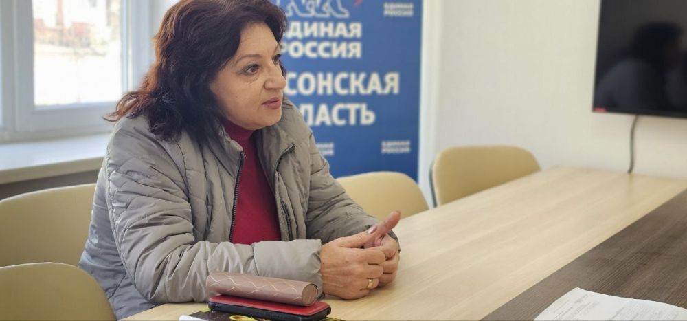 Надежда Бабешко: Жители Ивановского района приняли участие в приеме граждан депутатом областной Думы Игорем Телегиным и уполномоченным по правам человека в Херсонской области Сергеем Георгиевым Надежда Бабешко: Жители Ивановского района приняли участие в приеме граждан депутатом областной Думы Игорем Телегиным и уполномоченным по правам человека в Херсонской области Сергеем Георгиевым