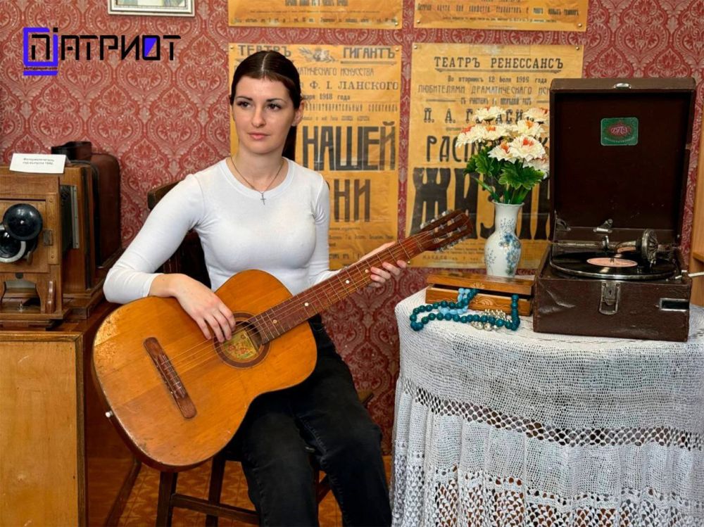 #КЛУБЛЕДИ. В МБУК ХО «Краеведческий музей Генического муниципального округа» прошло интерактивное занятие в рамках тренингового курса «Клуб Леди» для студенток "Генического строительного колледжа", в процессе, которого... #КЛУБЛЕДИ. В МБУК ХО «Краеведческий музей Генического муниципального округа» прошло интерактивное занятие в рамках тренингового курса «Клуб Леди» для студенток "Генического строительного колледжа", в процессе, которого...
