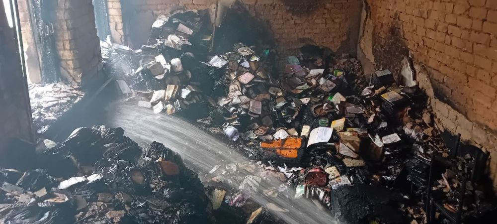 Вчера пожарные снова ликвидировали возгорание в первой школе города Каховка
