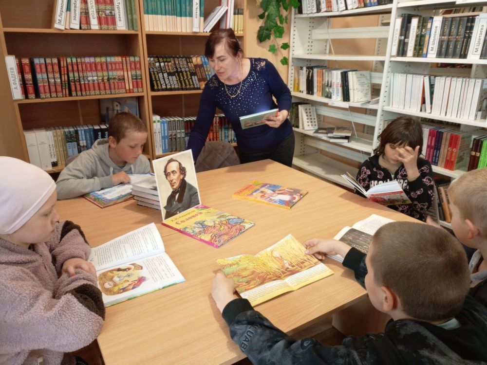 В Домах культуры Новотроицкого муниципального округа Херсонской области прошли мероприятия в честь Международного дня детской книги В Домах культуры Новотроицкого муниципального округа Херсонской области прошли мероприятия в честь Международного дня детской книги