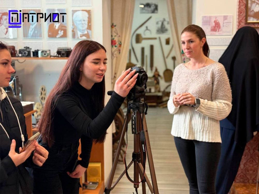 #КЛУБЛЕДИ. В МБУК ХО «Краеведческий музей Генического муниципального округа» прошло интерактивное занятие в рамках тренингового курса «Клуб Леди» для студенток "Генического строительного колледжа", в процессе, которого... #КЛУБЛЕДИ. В МБУК ХО «Краеведческий музей Генического муниципального округа» прошло интерактивное занятие в рамках тренингового курса «Клуб Леди» для студенток "Генического строительного колледжа", в процессе, которого...
