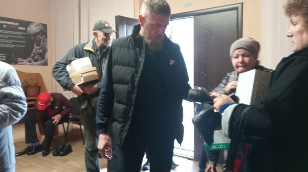 В Малокаховке раздали гуманитарную помощь от "Союза Матерей Херсонской области" В Малокаховке раздали гуманитарную помощь от "Союза Матерей Херсонской области"