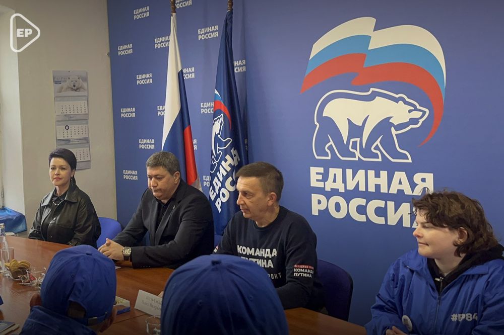 Волонтеры «Единой России» из Херсонской области отправились в Краснодарский край на помощь в ликвидации последствий разлива нефтепродуктов Волонтеры «Единой России» из Херсонской области отправились в Краснодарский край на помощь в ликвидации последствий разлива нефтепродуктов