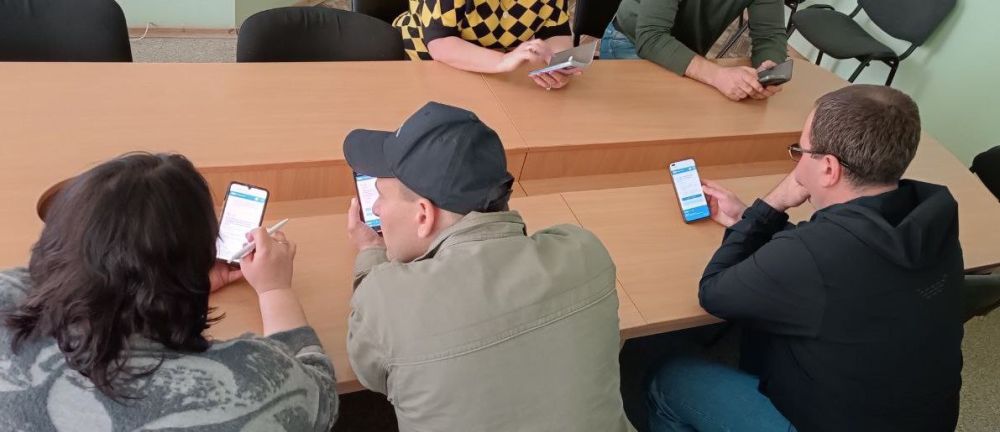 Активисты Великолепетихского округа приняли участие во всероссийской просветительской акции "Диктант ЖКХ", которая направлена на проверку знаний граждан в сфере жилищно-коммунального хозяйства Активисты Великолепетихского округа приняли участие во всероссийской просветительской акции "Диктант ЖКХ", которая направлена на проверку знаний граждан в сфере жилищно-коммунального хозяйства