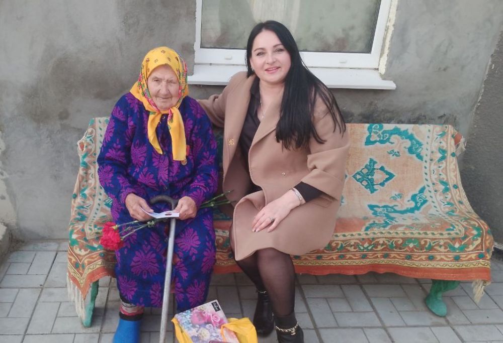 Ветеранам Великой Отечественной войны, проживающим в Михайловском территориальном управлении, вручили юбилейные медали Победы Ветеранам Великой Отечественной войны, проживающим в Михайловском территориальном управлении, вручили юбилейные медали Победы