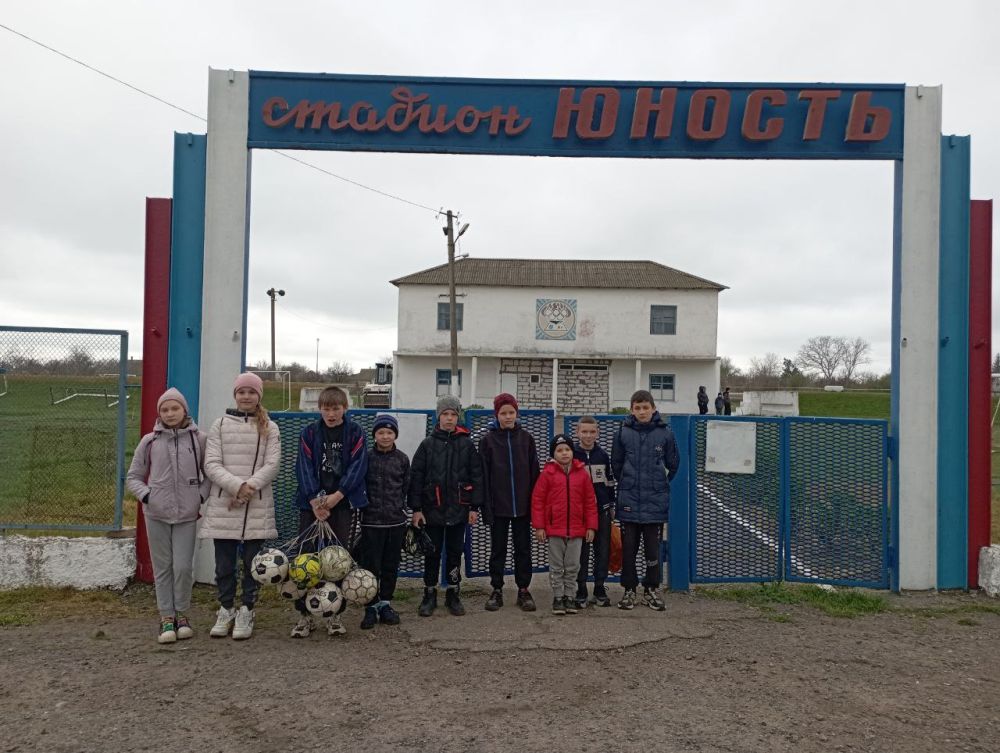 Среди воспитанников Каланчакской спортивной школы провели соревнования по футболу Среди воспитанников Каланчакской спортивной школы провели соревнования по футболу