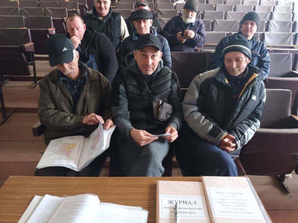 В ГАУ ХО "Голопристанское лесоохотничье хозяйство" прошло обучение в рамках пожароопасного периода В ГАУ ХО "Голопристанское лесоохотничье хозяйство" прошло обучение в рамках пожароопасного периода