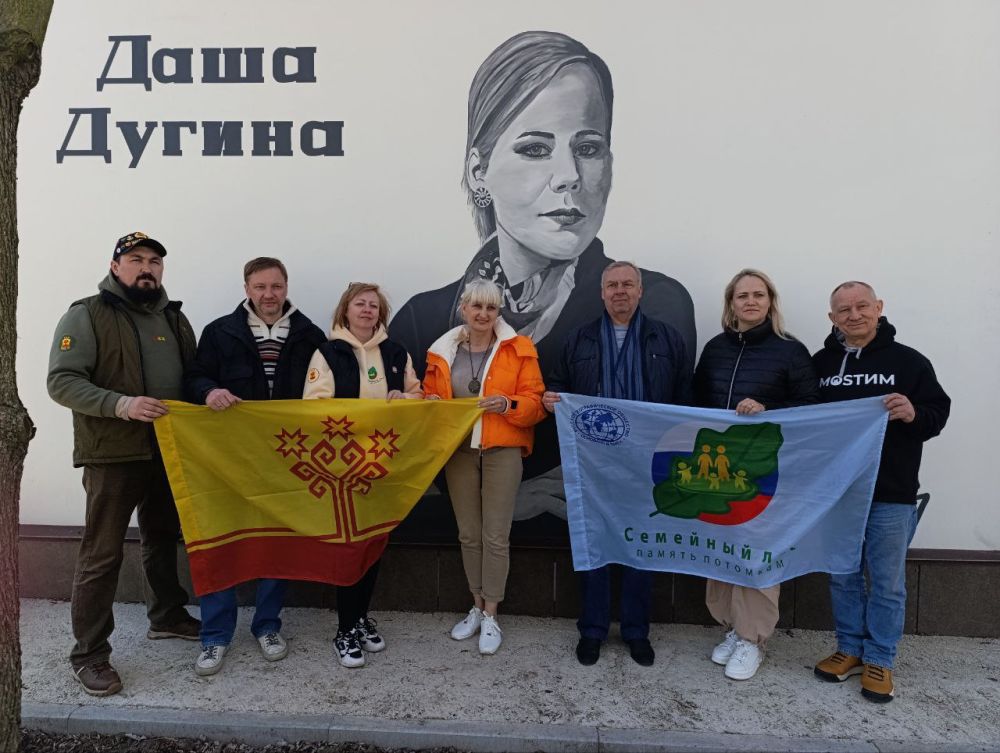 В Геническе состоялась акция «Семейный лес» В Геническе состоялась акция «Семейный лес»