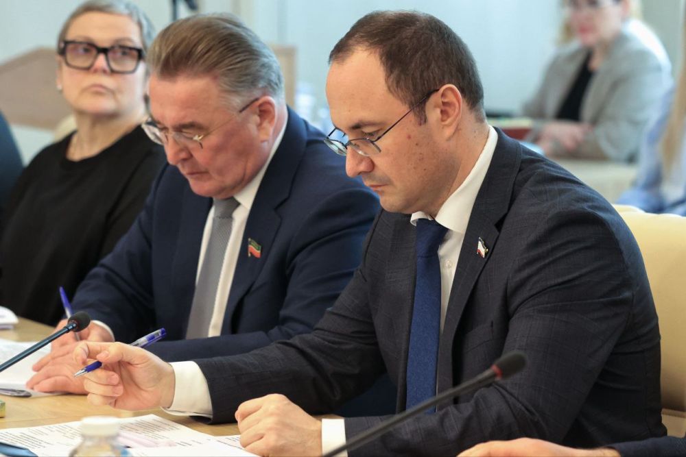 Владимир Константинов: На заседании Комиссии Совета законодателей России по вопросам интеграции новых субъектов Российской Федерации в правовую систему РФ обсудили развитие местного самоуправления, а также ряд... Владимир Константинов: На заседании Комиссии Совета законодателей России по вопросам интеграции новых субъектов Российской Федерации в правовую систему РФ обсудили развитие местного самоуправления, а также ряд...