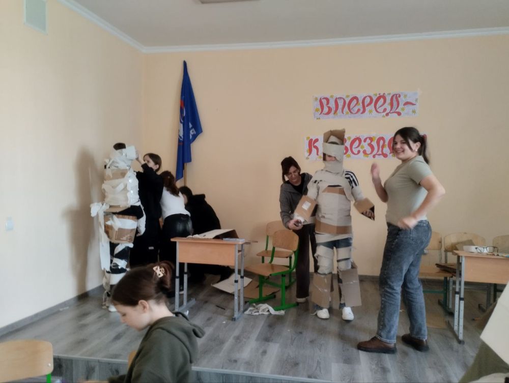 Ежегодно 12 апреля весь мир отмечает День космонавтики Ежегодно 12 апреля весь мир отмечает День космонавтики