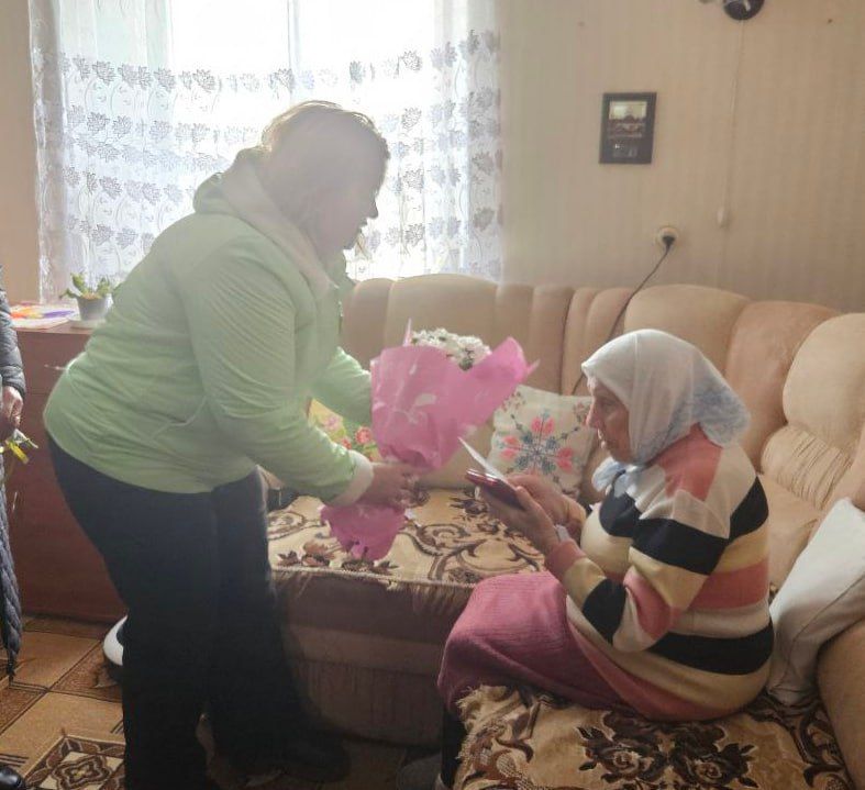 Жительница пгт Чаплинка награждена медалью Жительница пгт Чаплинка награждена медалью