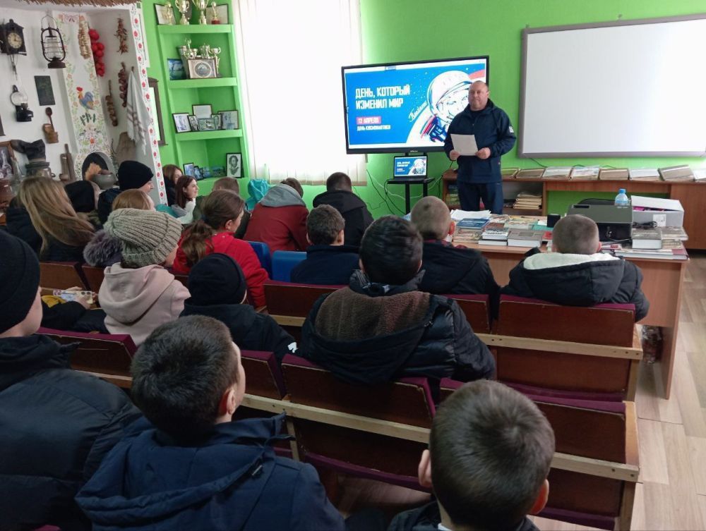 В учреждениях культуры Чаплинского муниципального округа прошли увлекательные мероприятия, приуроченные к Дню космонавтики В учреждениях культуры Чаплинского муниципального округа прошли увлекательные мероприятия, приуроченные к Дню космонавтики