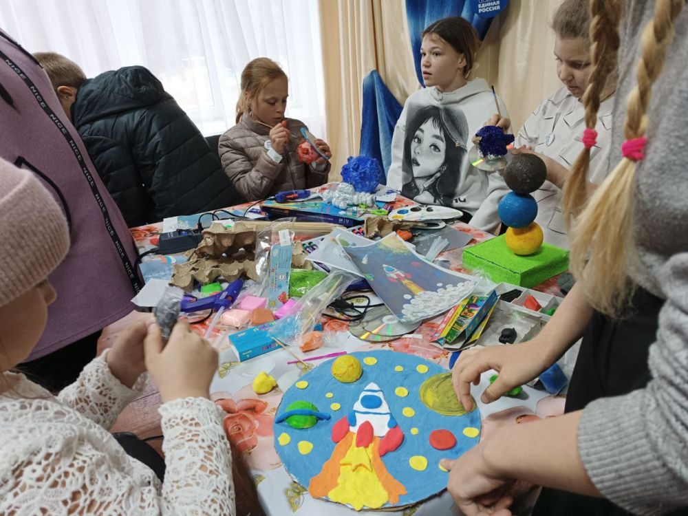 В учреждениях культуры Чаплинского муниципального округа прошли увлекательные мероприятия, приуроченные к Дню космонавтики В учреждениях культуры Чаплинского муниципального округа прошли увлекательные мероприятия, приуроченные к Дню космонавтики