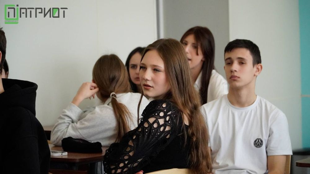 ПОТОМУ ЧТО У ПИЛОТА ВСЕ ЗАВИСИТ «ОТ ВИНТА» ПОТОМУ ЧТО У ПИЛОТА ВСЕ ЗАВИСИТ «ОТ ВИНТА»
