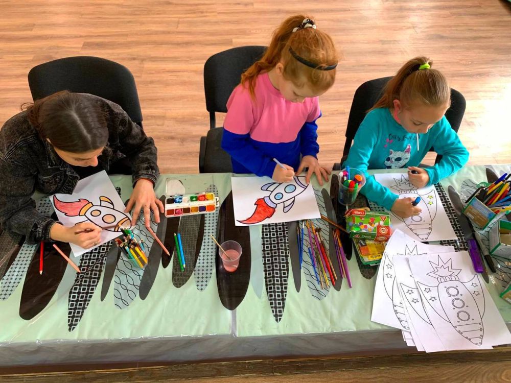 В Марьяновском сельском Доме культуры отпраздновали один из самых вдохновляющих праздников — День космонавтики В Марьяновском сельском Доме культуры отпраздновали один из самых вдохновляющих праздников — День космонавтики