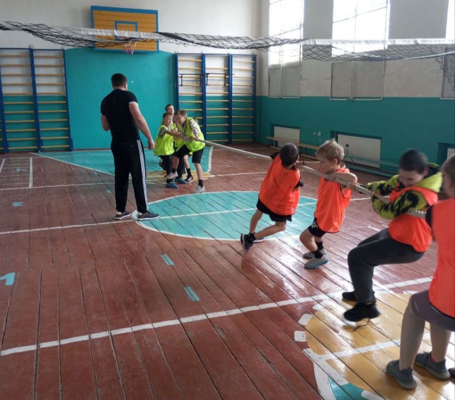 В Тавричанской школе прошла увлекательная спартакиада «Большое космическое приключение» в честь Дня космонавтики В Тавричанской школе прошла увлекательная спартакиада «Большое космическое приключение» в честь Дня космонавтики