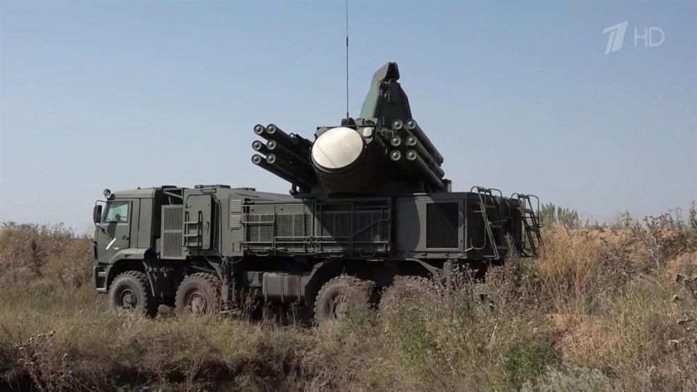 Губернатор Херсонской области поздравил ветеранов и военнослужащих войск противовоздушной обороны с профессиональным праздником Губернатор Херсонской области поздравил ветеранов и военнослужащих войск противовоздушной обороны с профессиональным праздником