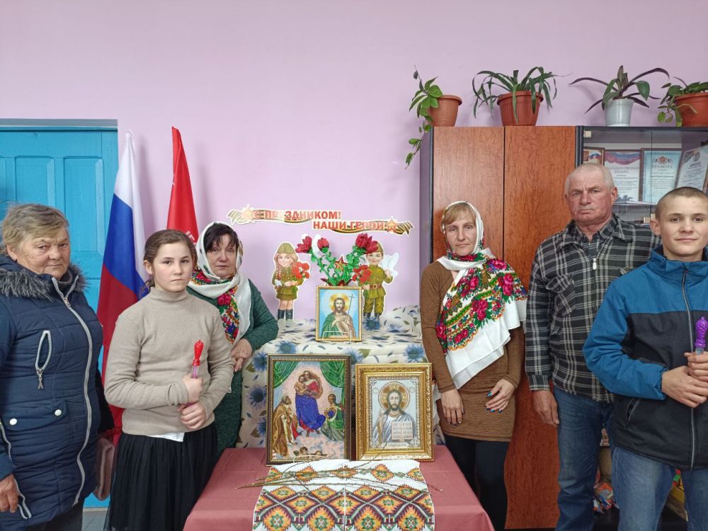 В Богдановском сельском клубе провели час православия "Вербное воскресенье" В Богдановском сельском клубе провели час православия "Вербное воскресенье"